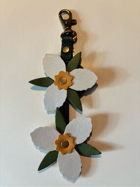Portland Leather Trillium Flower Bag Charm - NEW